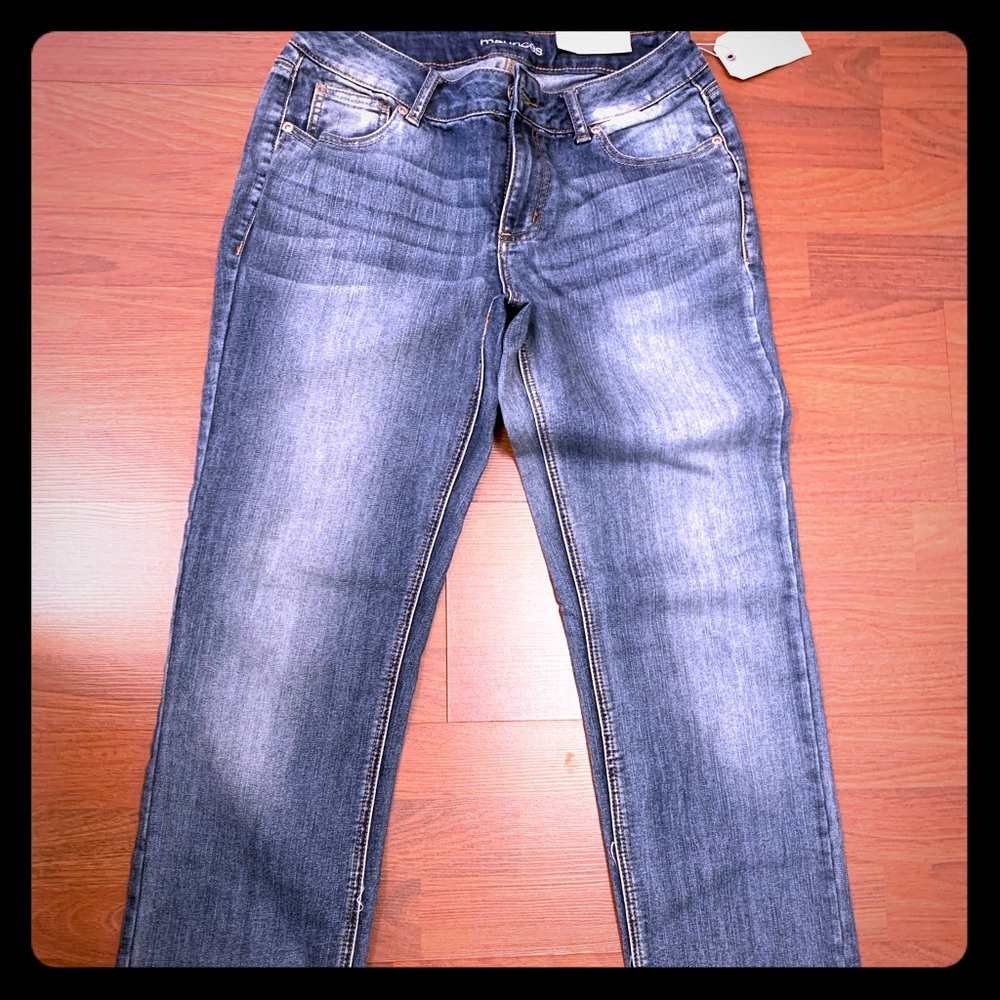 Straight leg jeans size 4